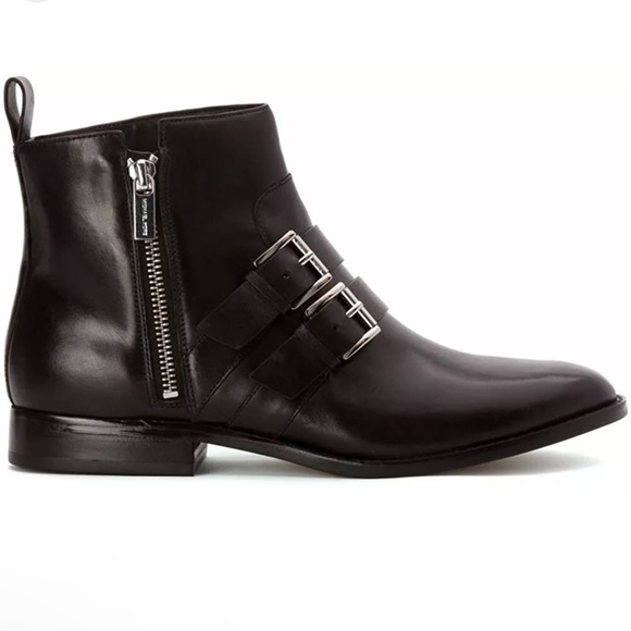 MICHAEL KORS FINLEY ANKLE BOOT - Picture 2 of 14